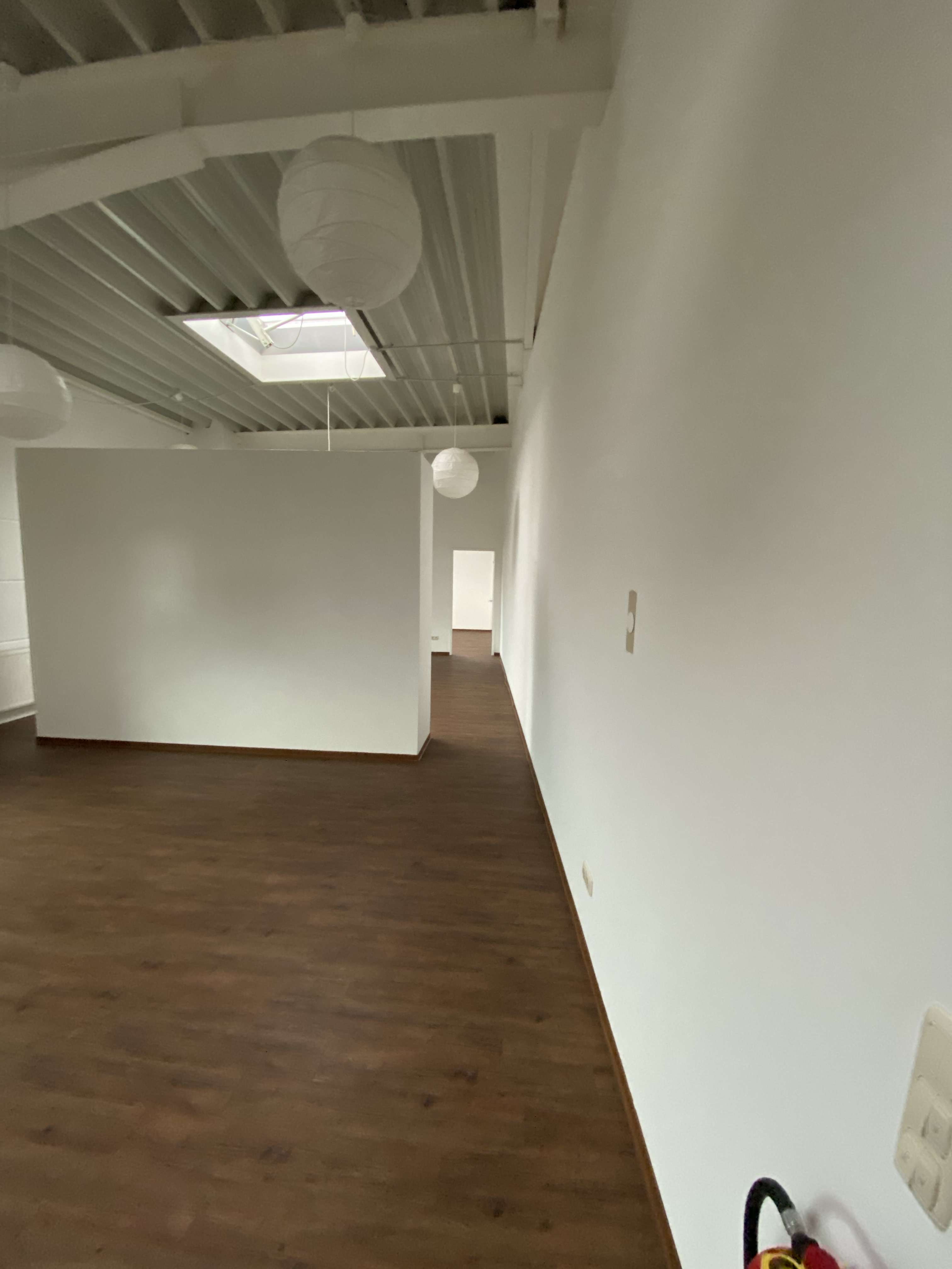 Essen-Bergerhausen // Moderne geräumige Büroeinheit zu vermieten