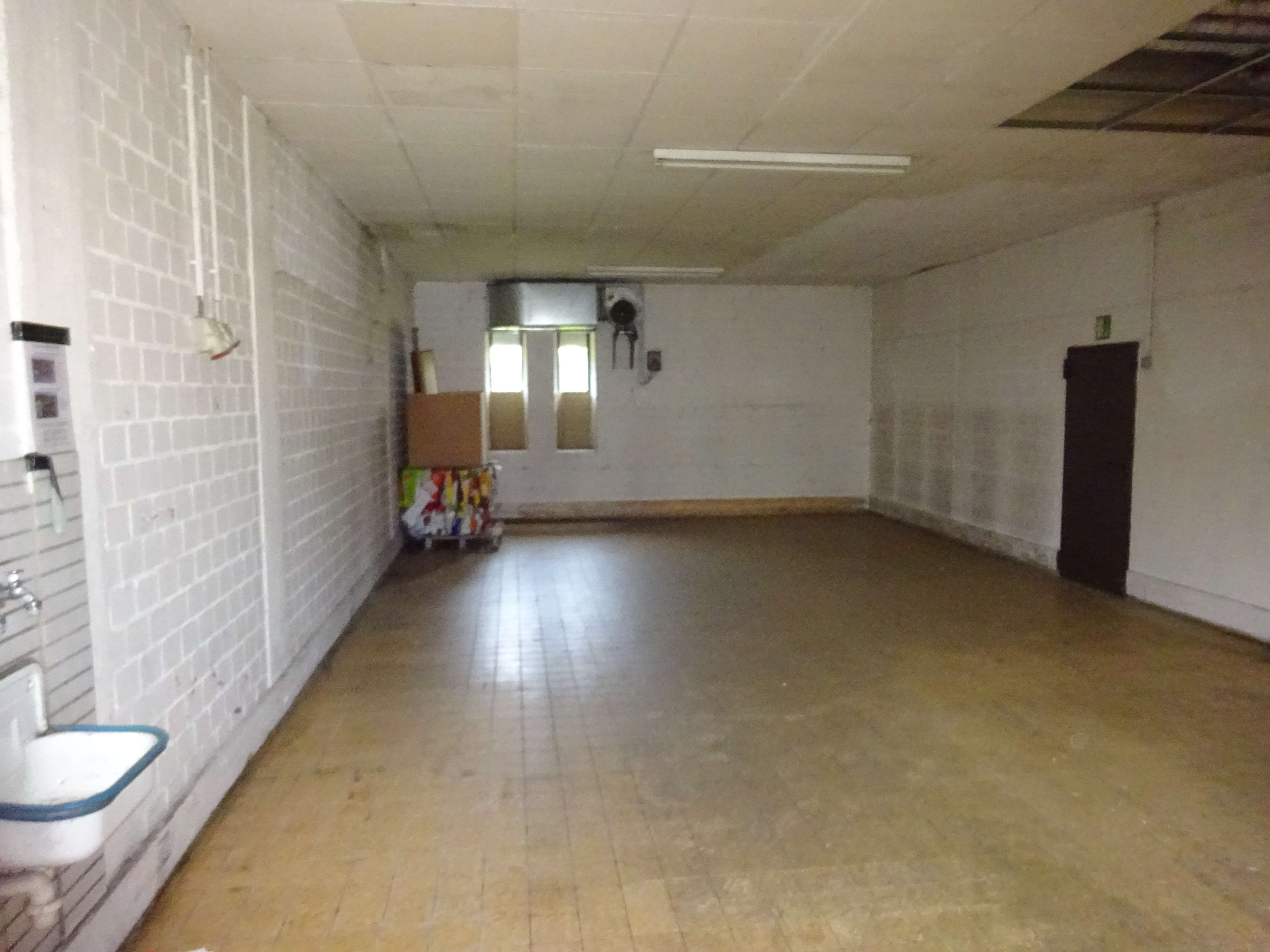 Attraktive Gewerbefläche in Witten – ideale Erreichbarkeit & viele Stellplätze