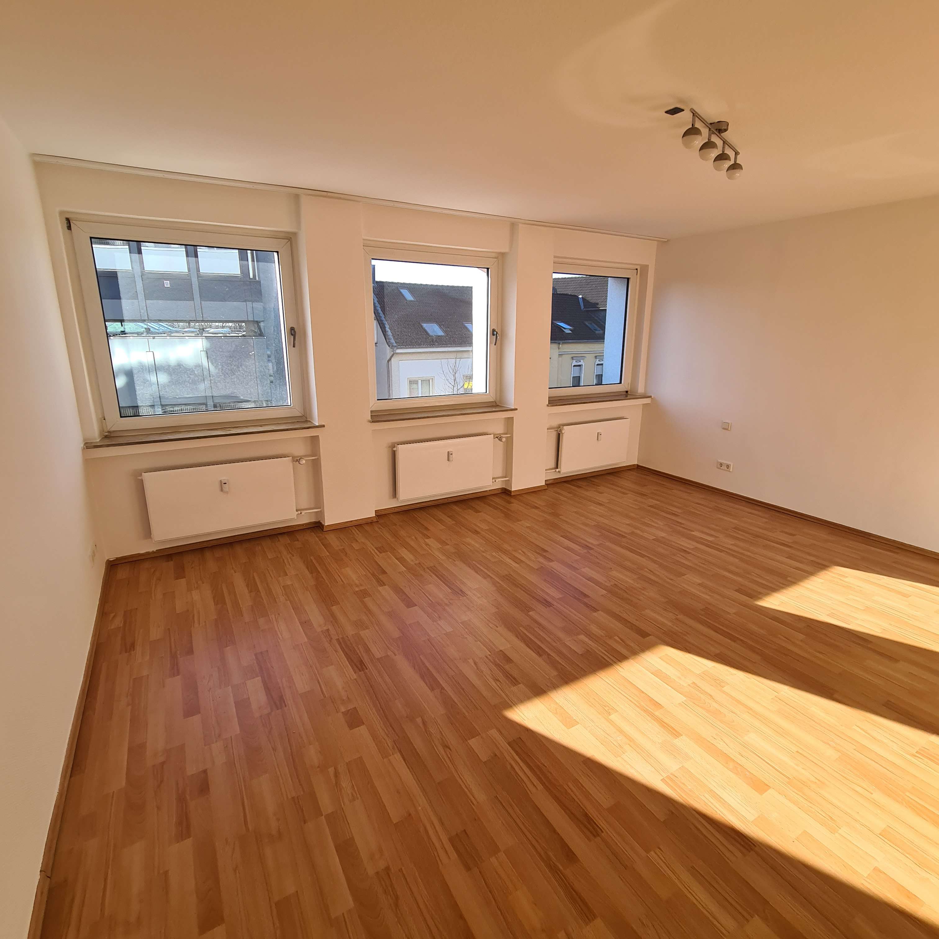 Heiligenhaus // Gemütliche helle 3-ZKB-Wohnung (203) zu vermieten